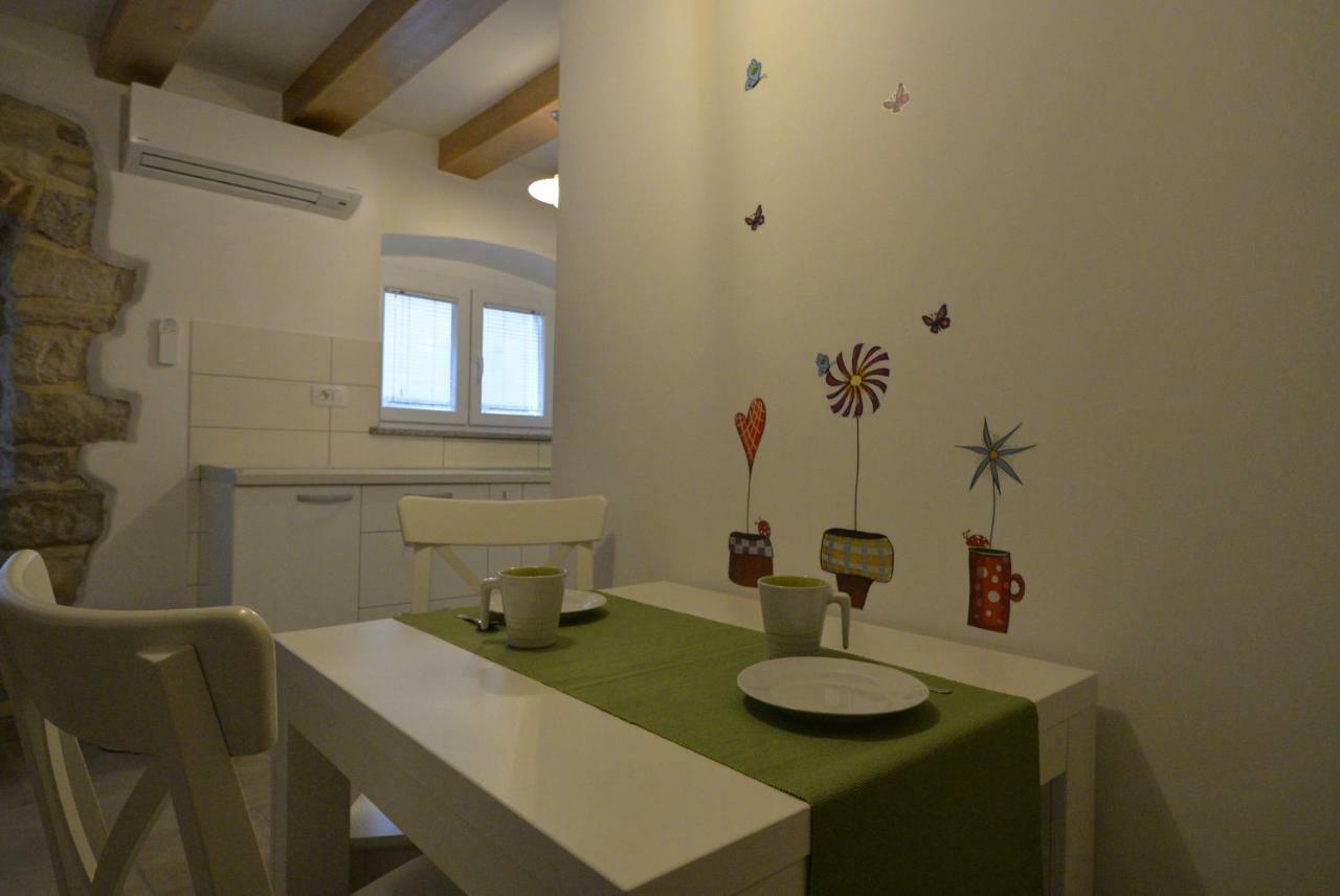 Apartments And Rooms Oliva 茨雷斯 外观 照片