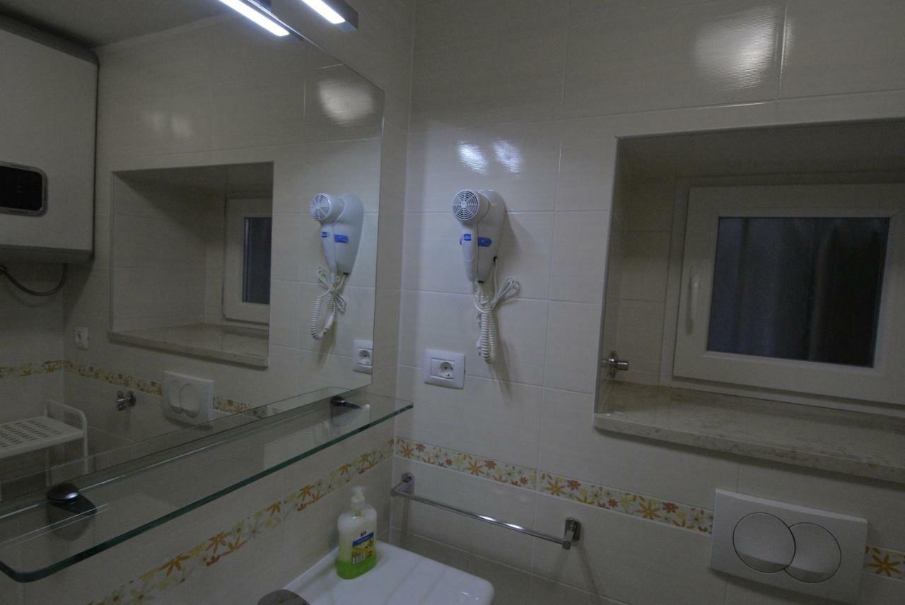 Apartments And Rooms Oliva 茨雷斯 外观 照片