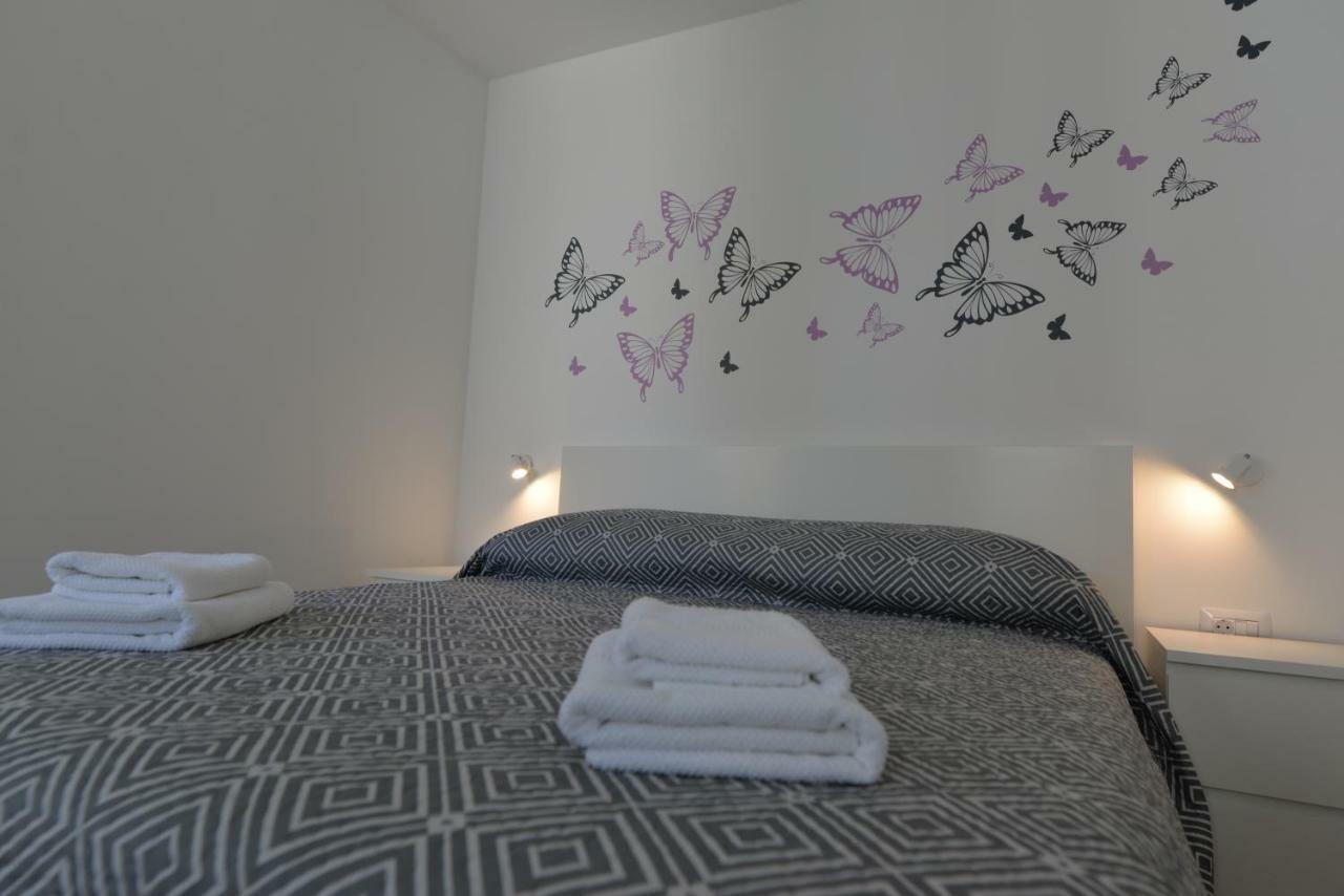 Apartments And Rooms Oliva 茨雷斯 外观 照片