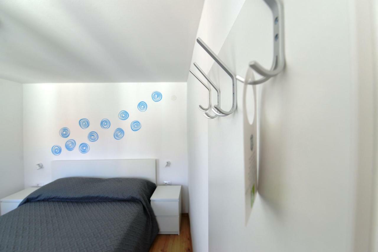 Apartments And Rooms Oliva 茨雷斯 外观 照片