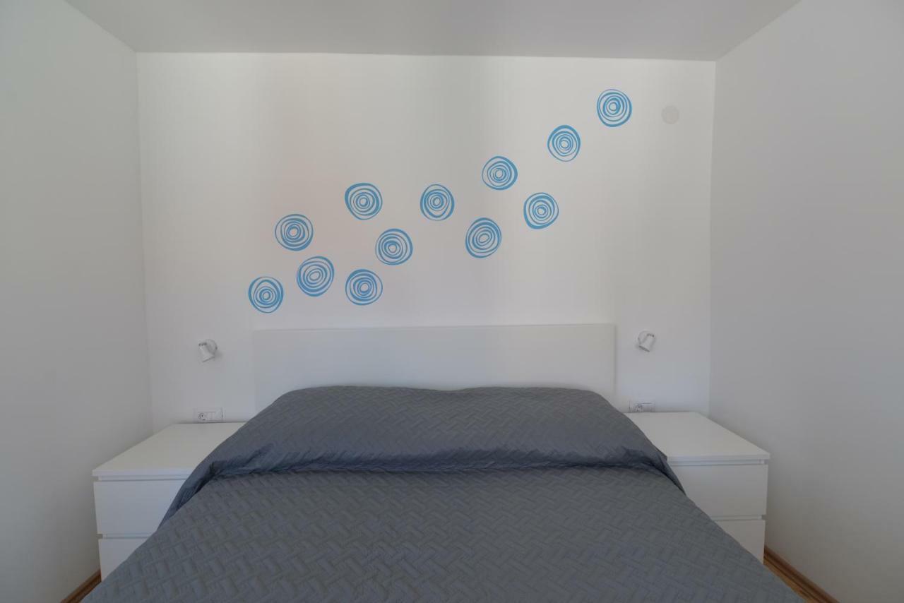 Apartments And Rooms Oliva 茨雷斯 外观 照片
