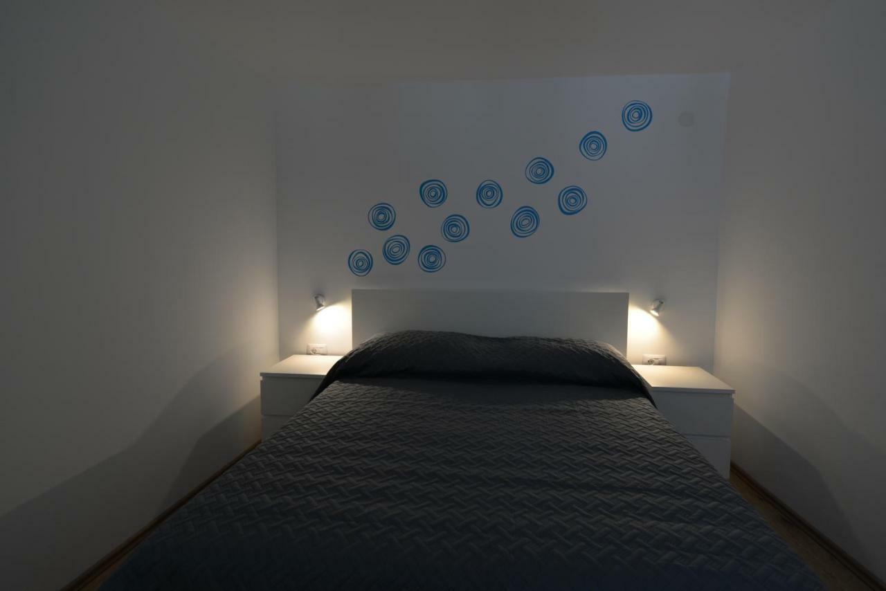 Apartments And Rooms Oliva 茨雷斯 外观 照片