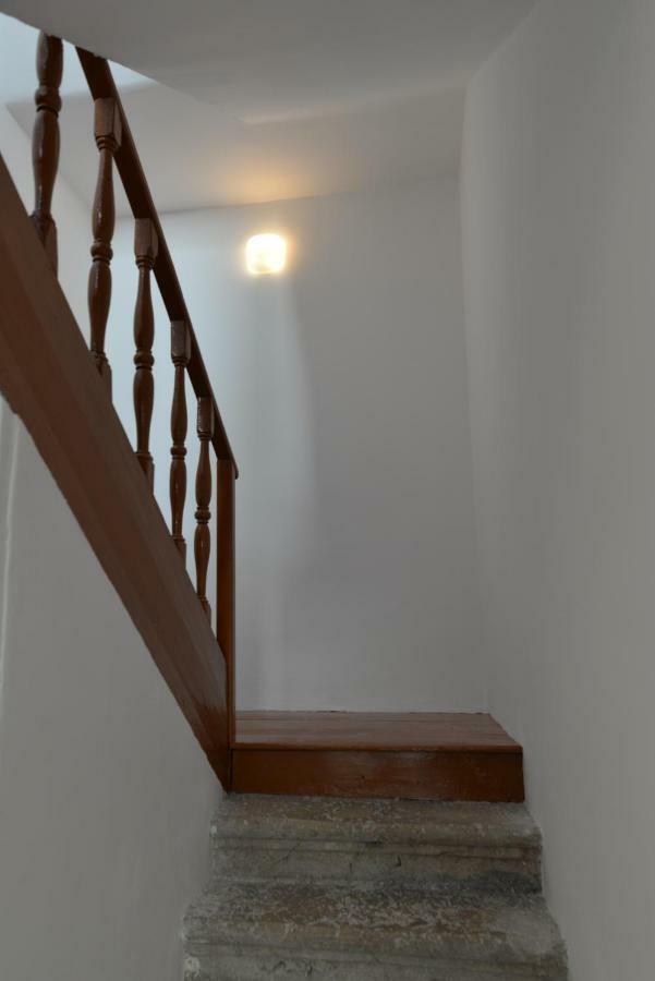 Apartments And Rooms Oliva 茨雷斯 外观 照片
