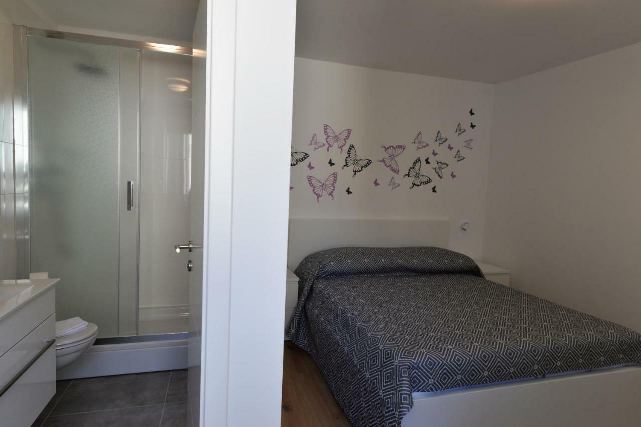 Apartments And Rooms Oliva 茨雷斯 外观 照片